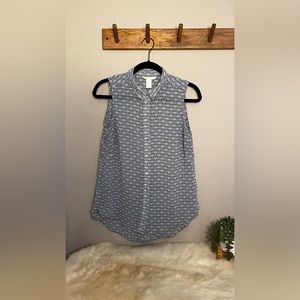 H&M | Sleeveless Chiffon Silk Button Down